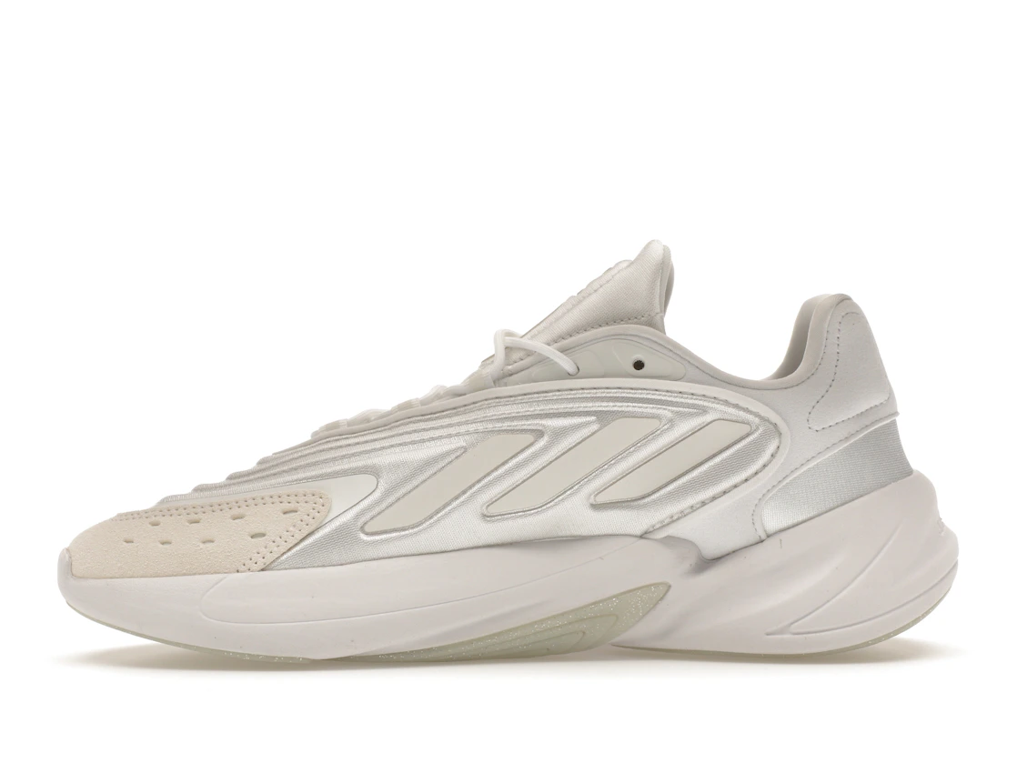 Vue 19 de adidas Ozelia Triple White 