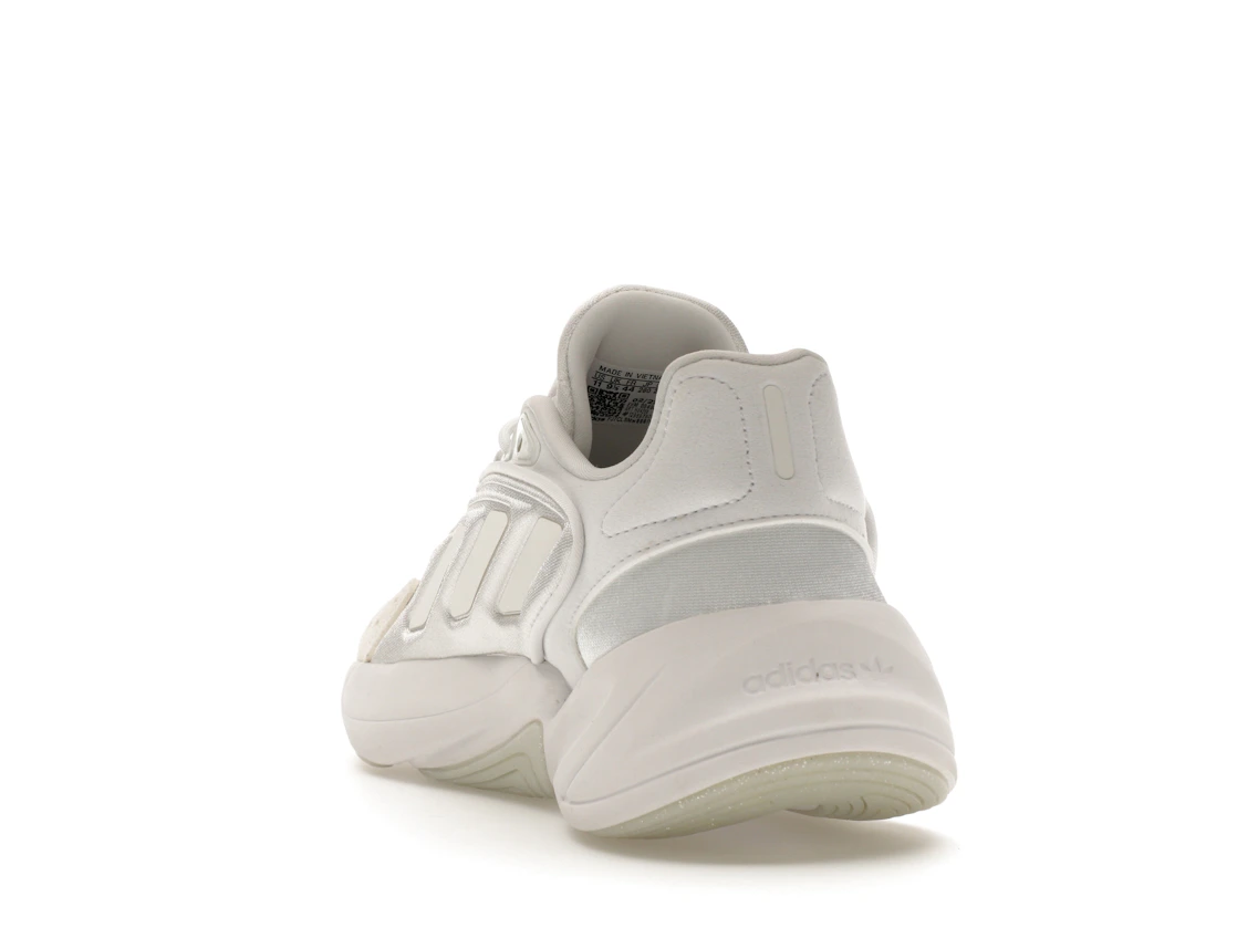 Vue 26 de adidas Ozelia Triple White 