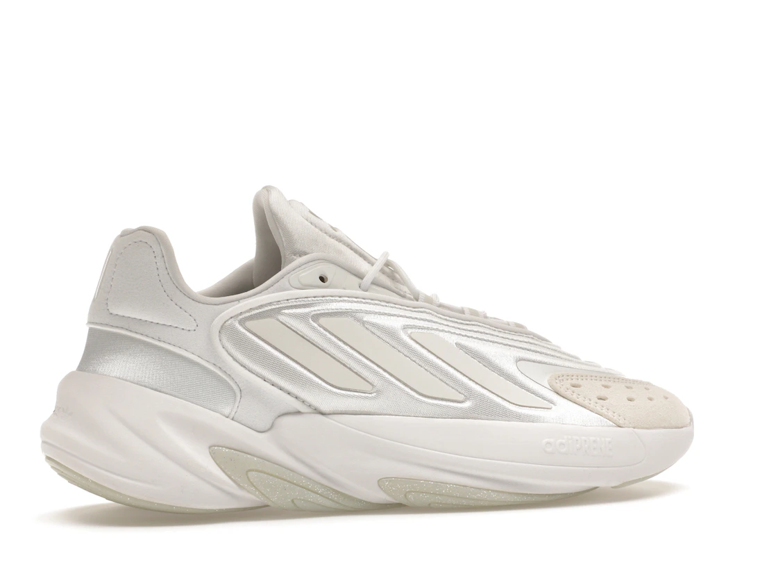 Vue 35 de adidas Ozelia Triple White 