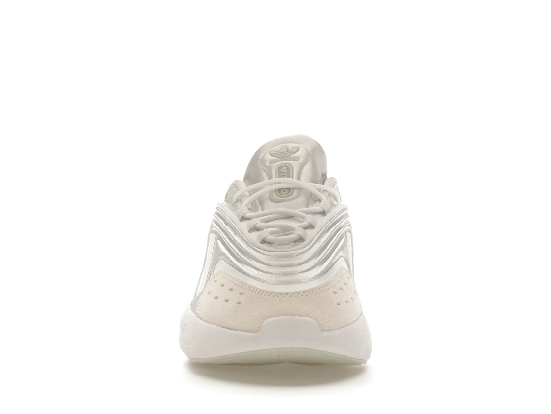 Vue 10 de adidas Ozelia Triple White 