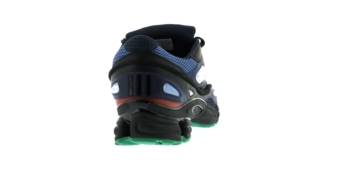 Vue 21 de adidas Ozweego 2 Raf Simons Night Marine