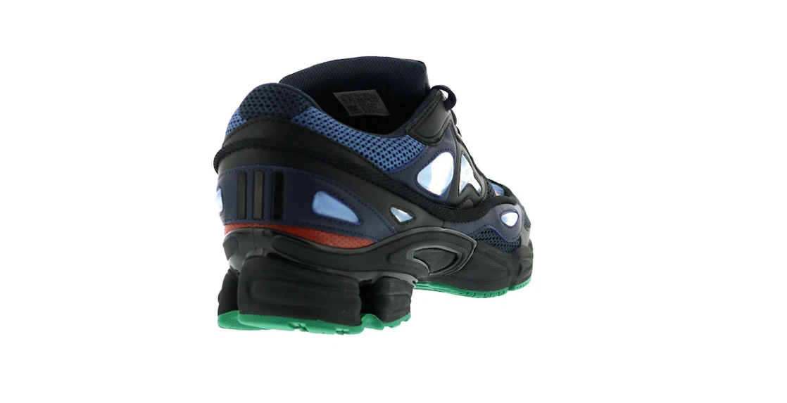 Vue 22 de adidas Ozweego 2 Raf Simons Night Marine