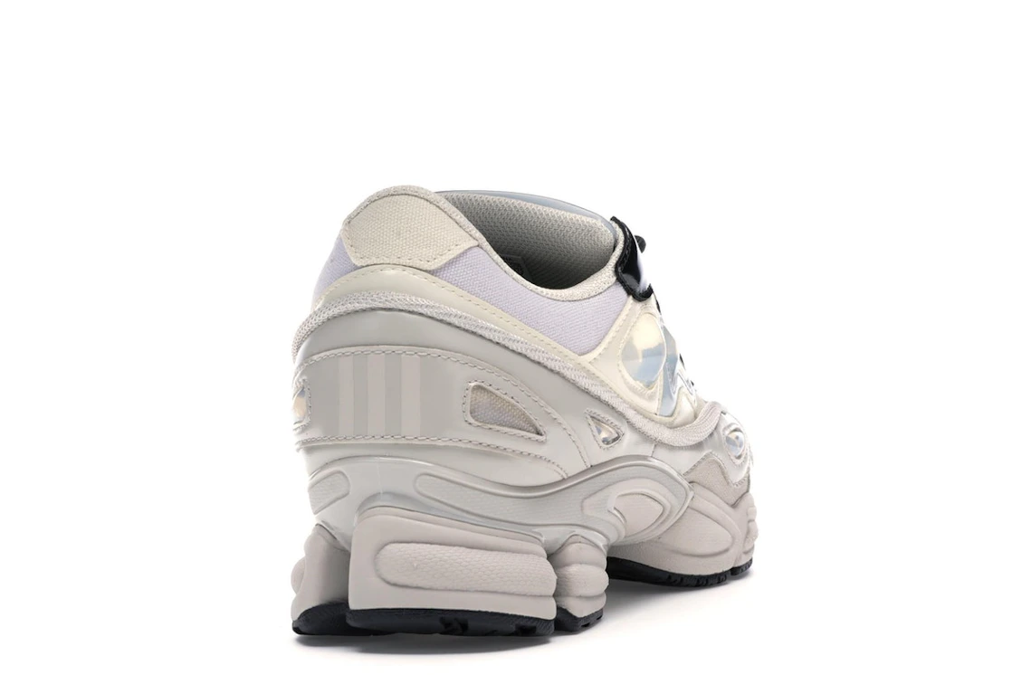 Vue 30 de adidas Ozweego 3 Raf Simons Cream White Core Black