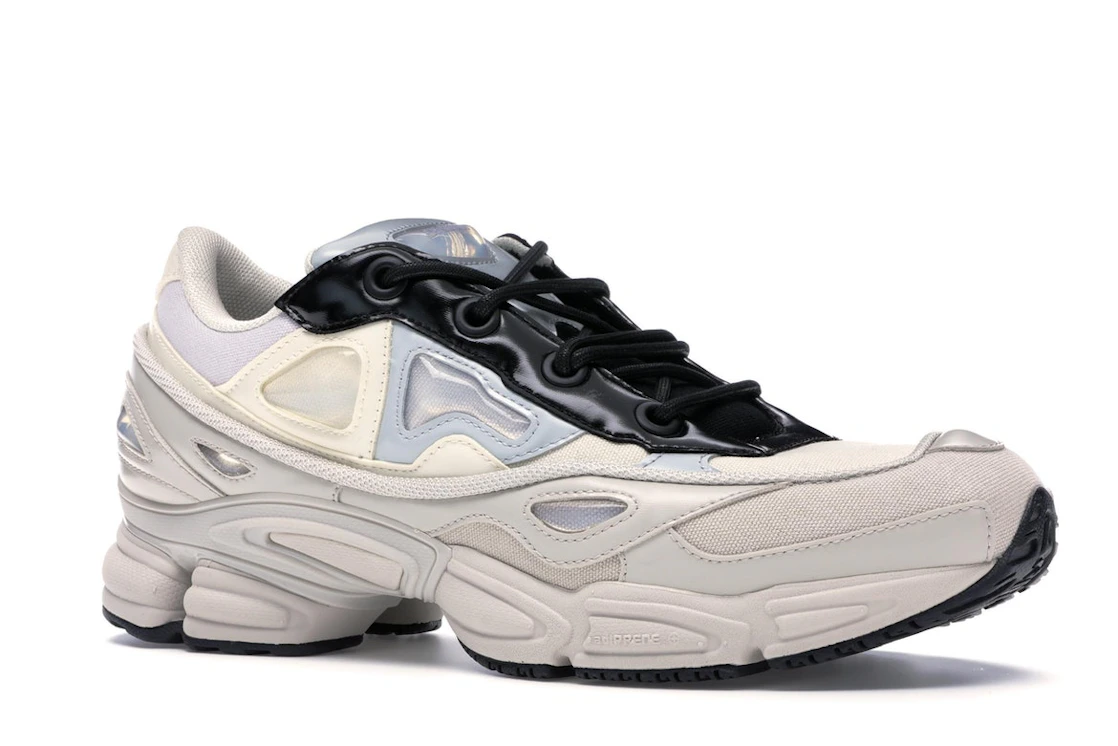 Vue 4 de adidas Ozweego 3 Raf Simons Cream White Core Black