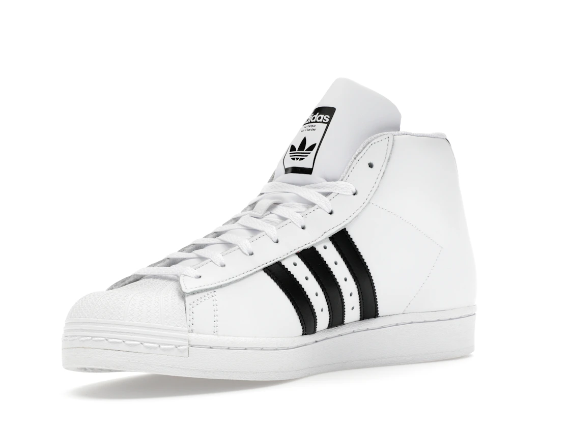 Vue 15 de adidas Pro Model Mid White Black