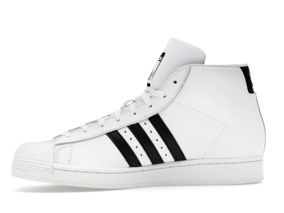 Vue 18 de adidas Pro Model Mid White Black