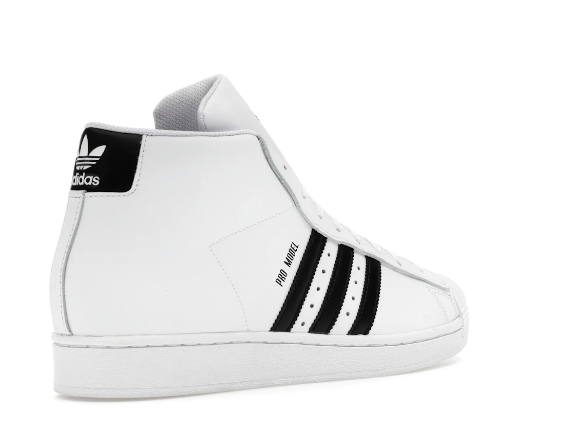 Vue 33 de adidas Pro Model Mid White Black