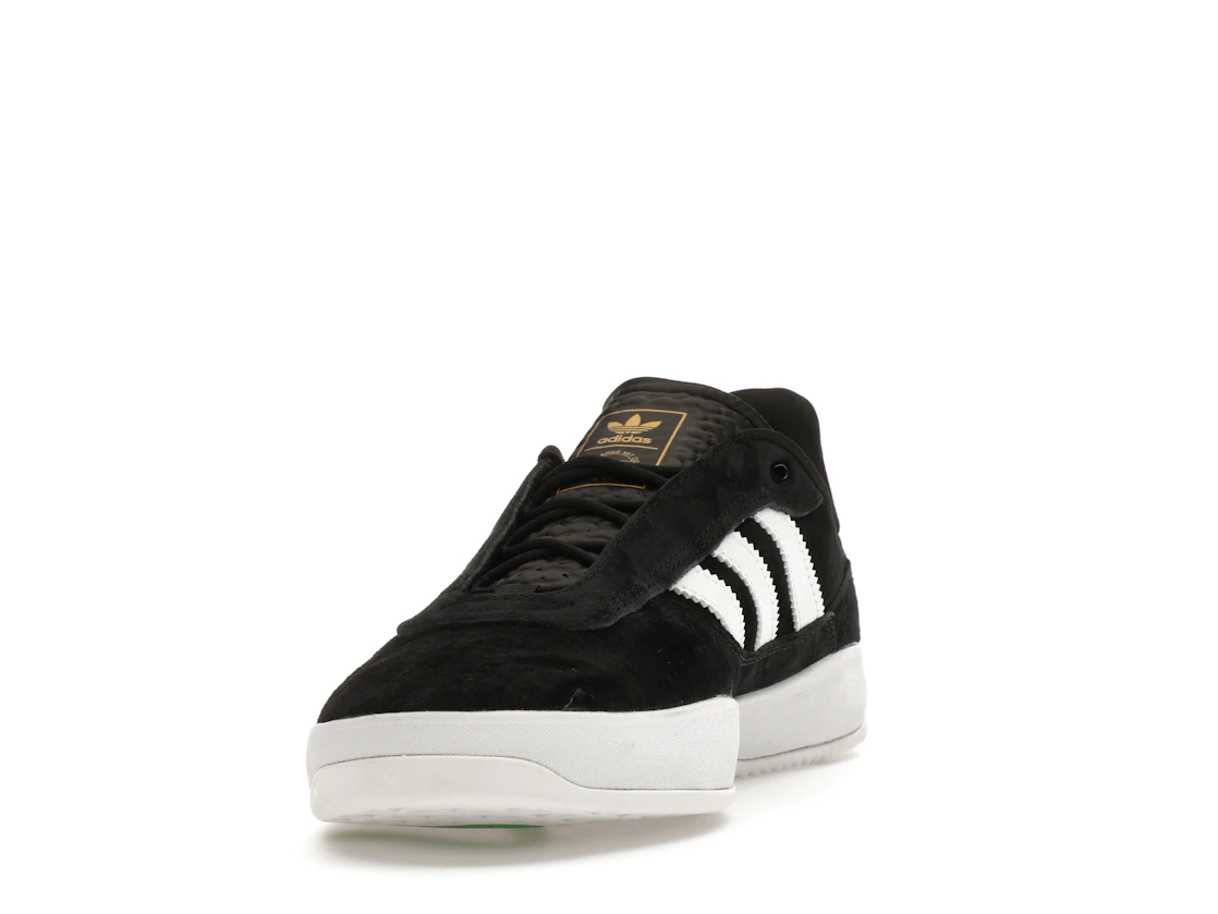 Vue 12 de adidas Puig Core Black White