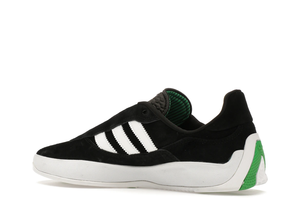 Vue 22 de adidas Puig Core Black White