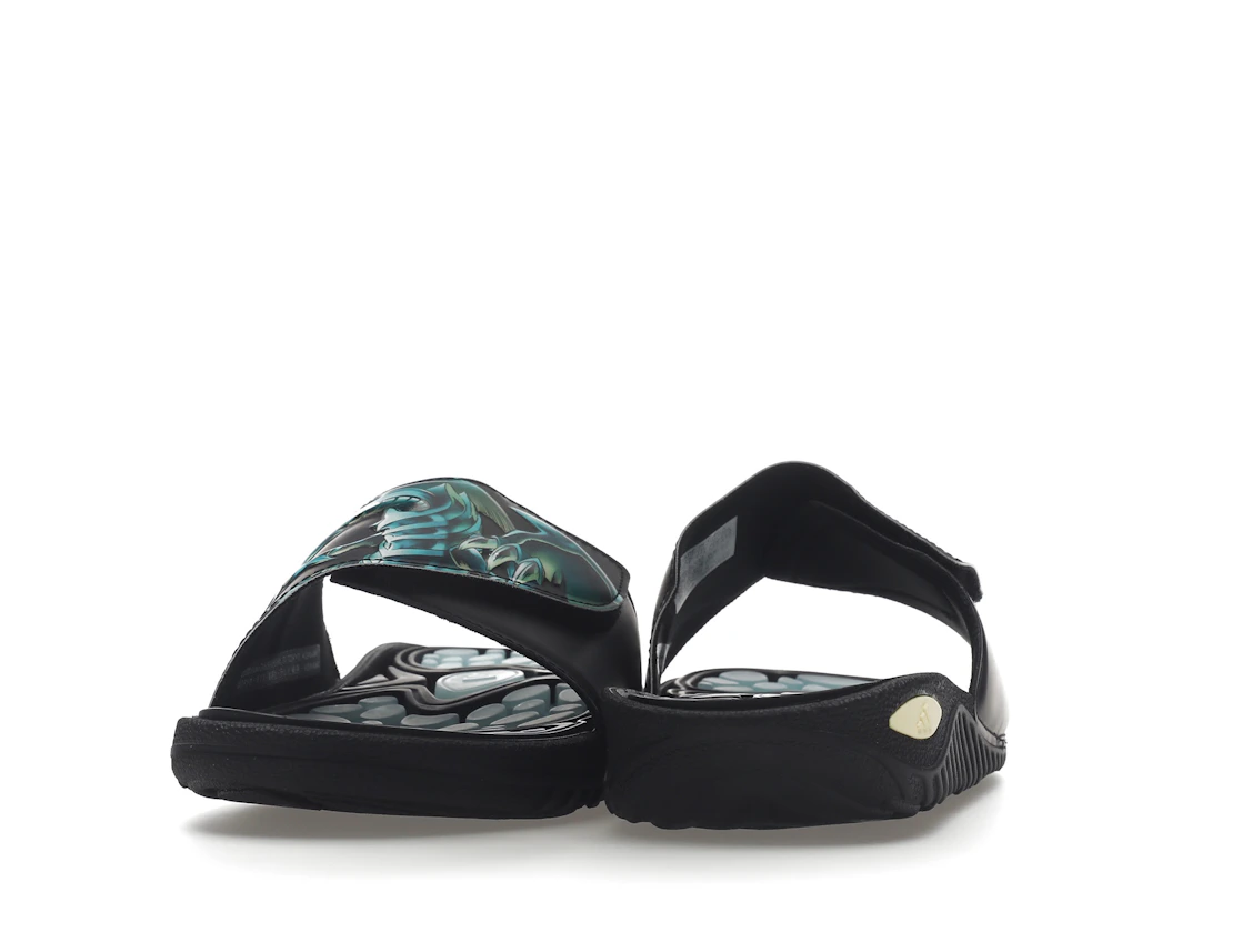 Vue 29 de adidas Reptossage Hook-And-Loop Slides Yu-Gi-Oh! Blue Eyes White Dragon