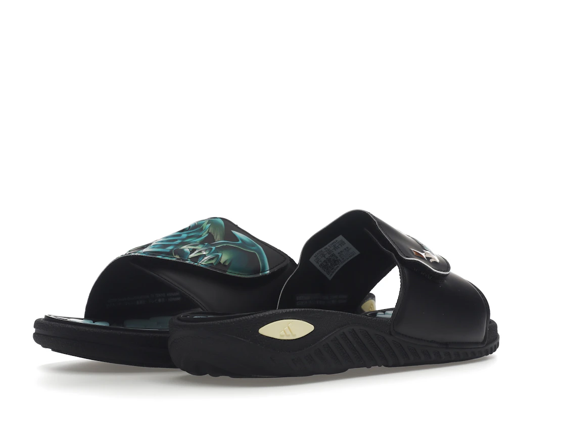 Vue 32 de adidas Reptossage Hook-And-Loop Slides Yu-Gi-Oh! Blue Eyes White Dragon
