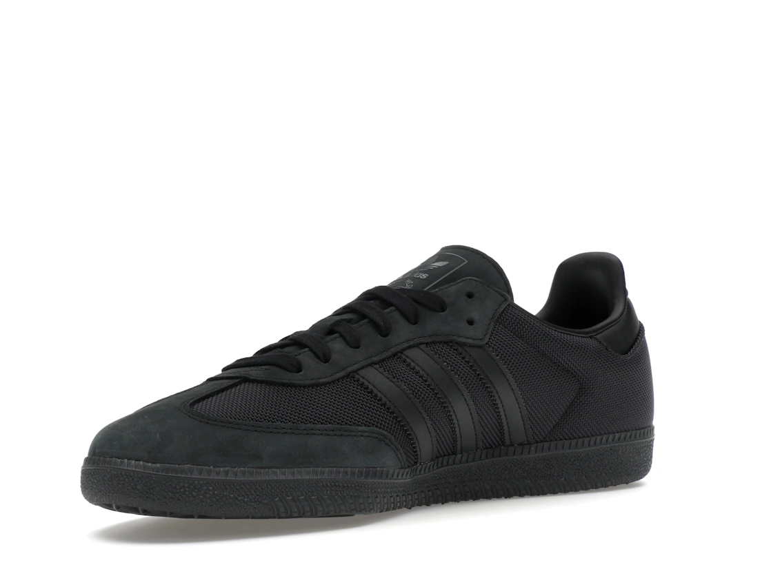 Vue 15 de adidas Samba OG Black Carbon Cordura