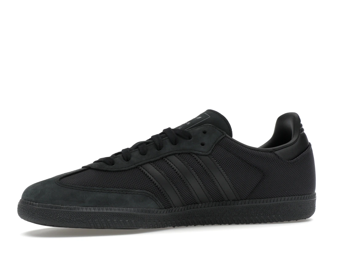 Vue 17 de adidas Samba OG Black Carbon Cordura