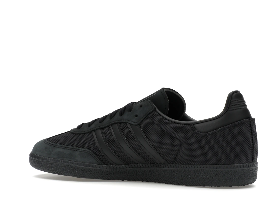 Vue 22 de adidas Samba OG Black Carbon Cordura