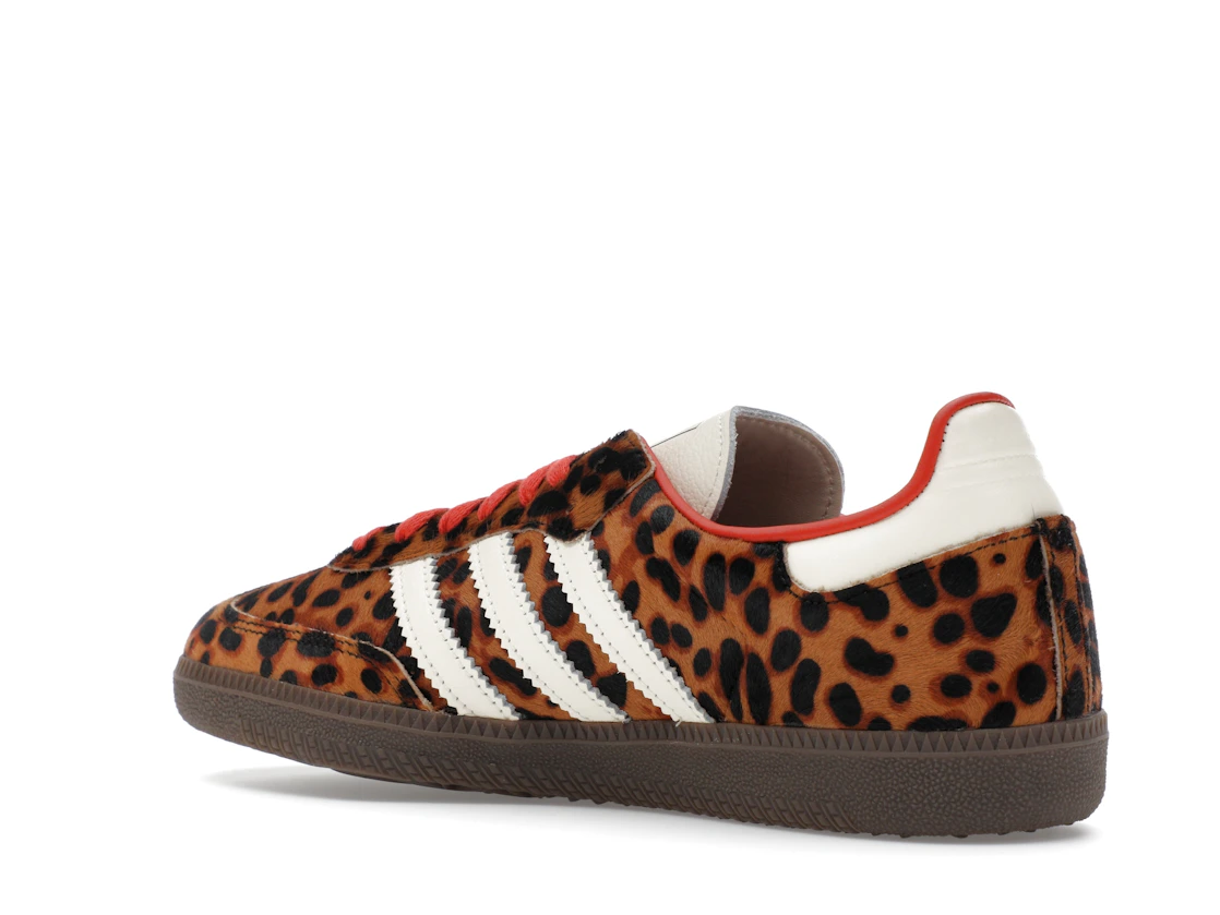 Vue 23 de adidas Samba OG Preloved Red Leopard 