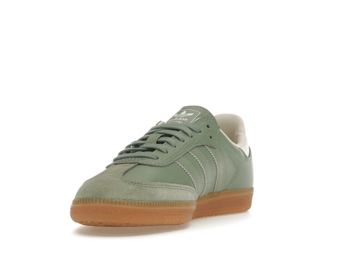 Vue 13 de adidas Samba OG Silver Green 