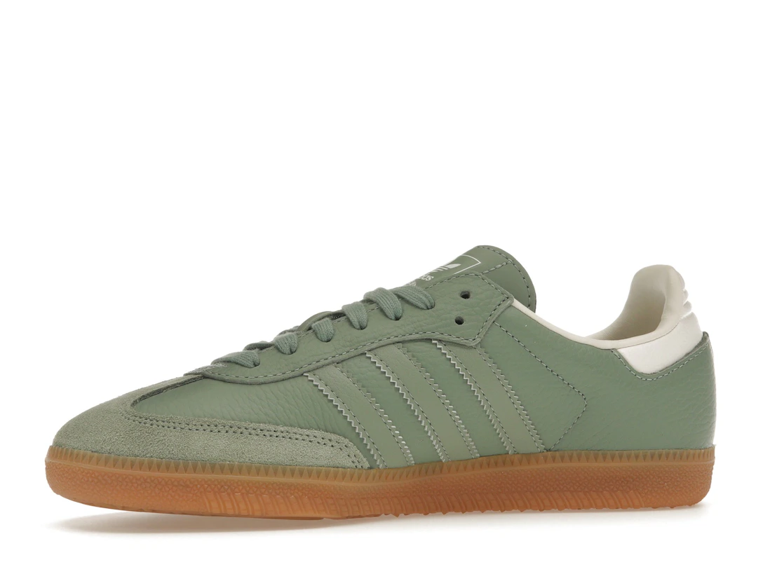 Vue 17 de adidas Samba OG Silver Green 