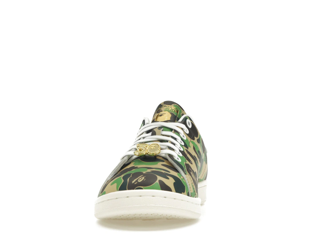 Vue 11 de adidas Stan Smith Bape ABC Camo