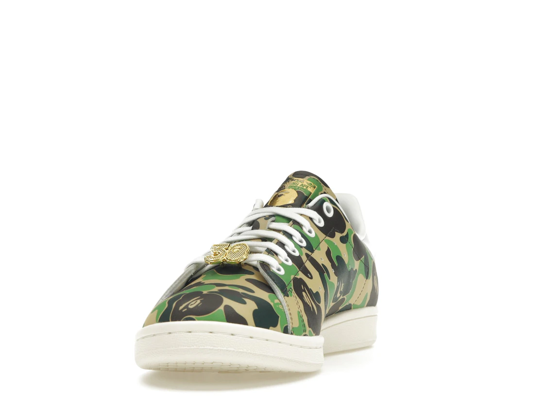 Vue 12 de adidas Stan Smith Bape ABC Camo