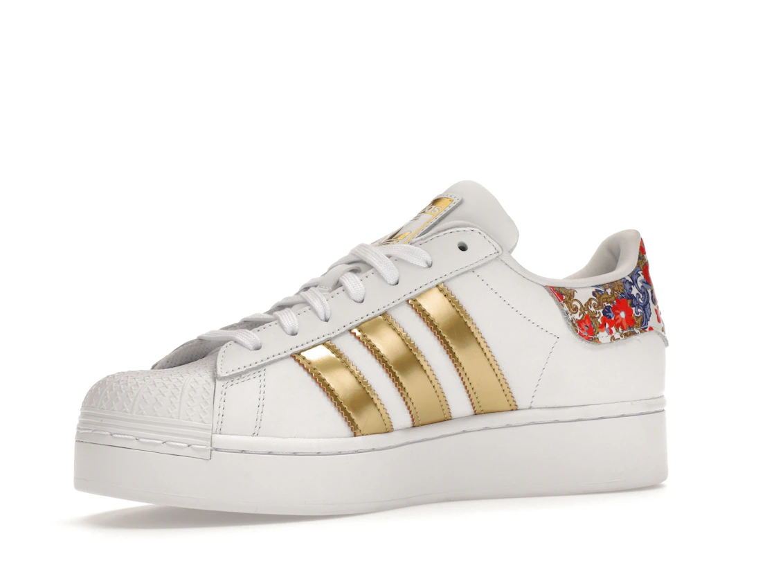Vue 16 de adidas Superstar Bold HER Studio London Floral 