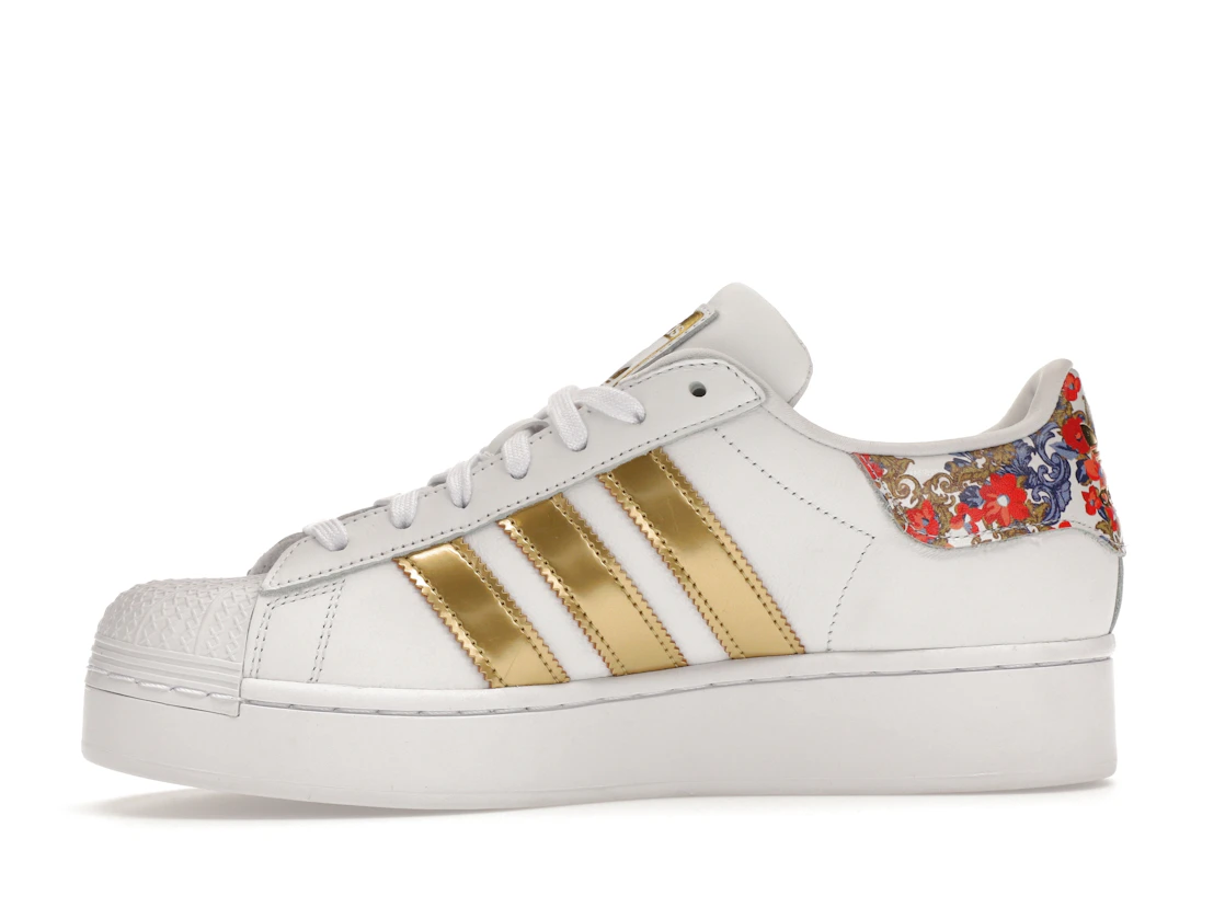 Vue 18 de adidas Superstar Bold HER Studio London Floral 