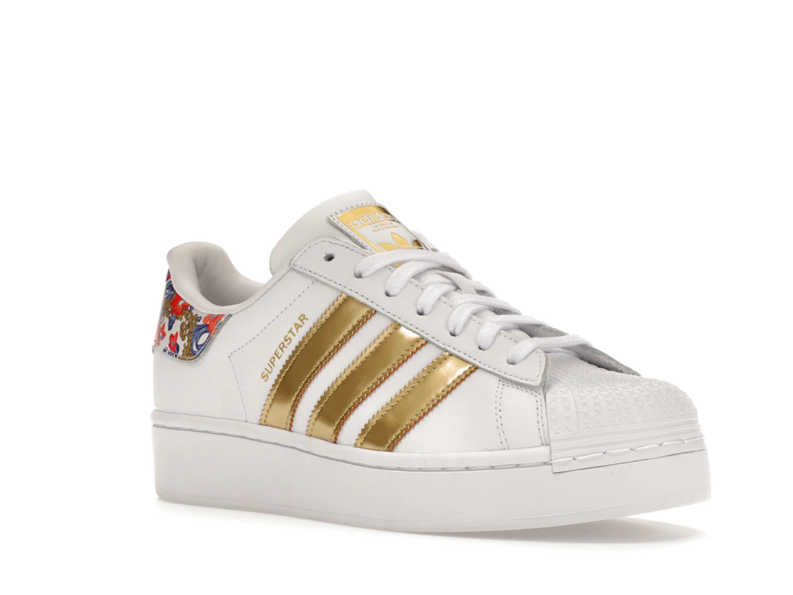 Vue 5 de adidas Superstar Bold HER Studio London Floral 