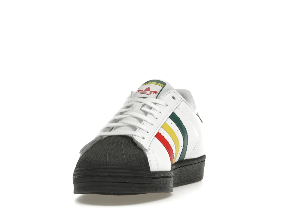 Vue 12 de adidas Superstar Rasta White