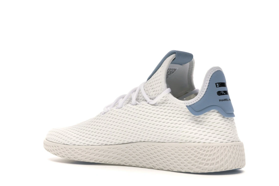 Vue 23 de adidas Tennis HU Pharrell Tactile Blue