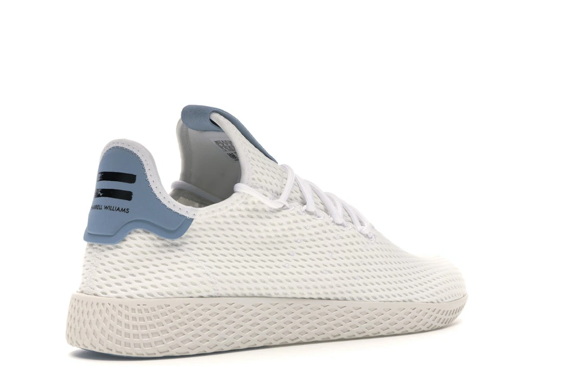 Vue 33 de adidas Tennis HU Pharrell Tactile Blue