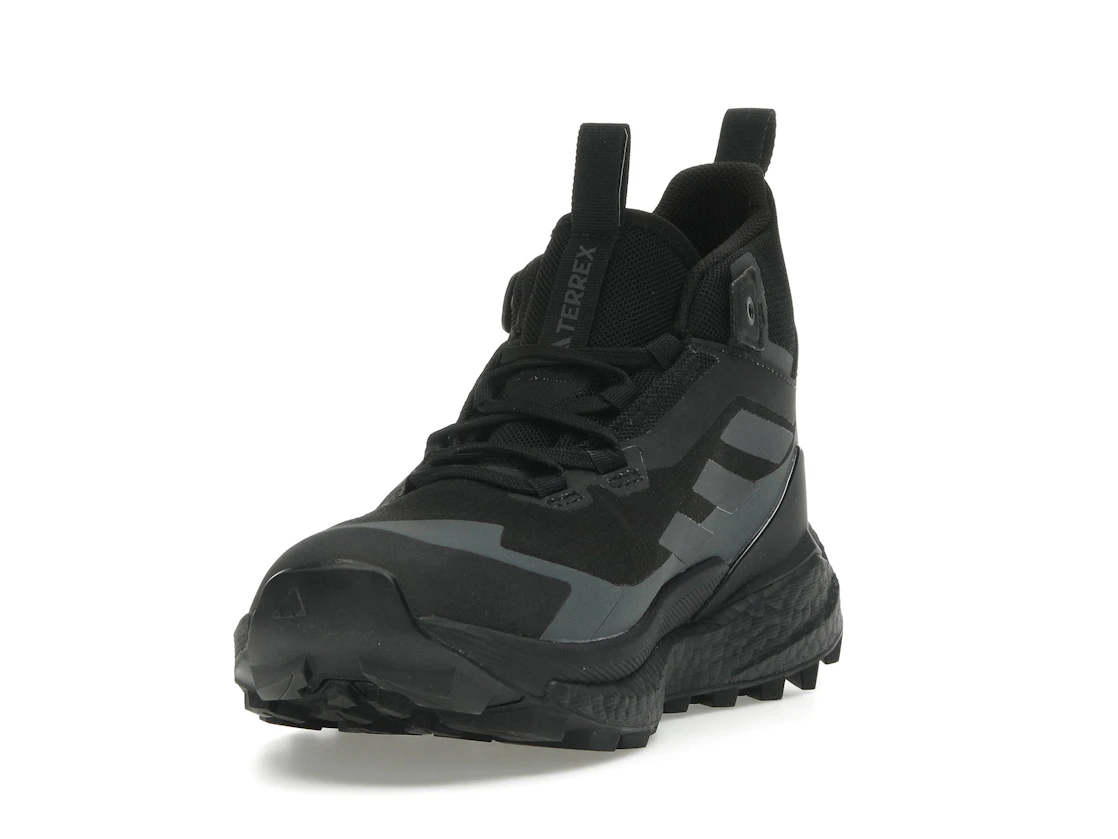 Vue 13 de adidas Terrex Free Hiker 2 Core Black Grey 