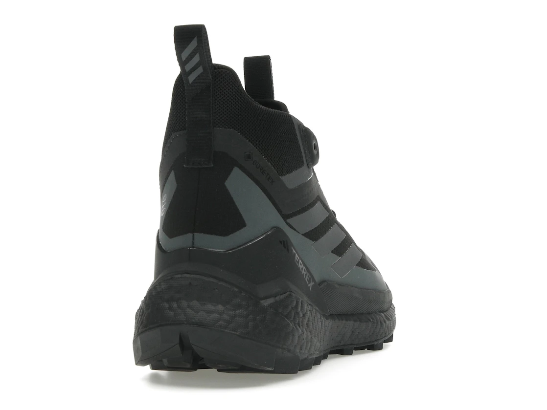 Vue 30 de adidas Terrex Free Hiker 2 Core Black Grey 