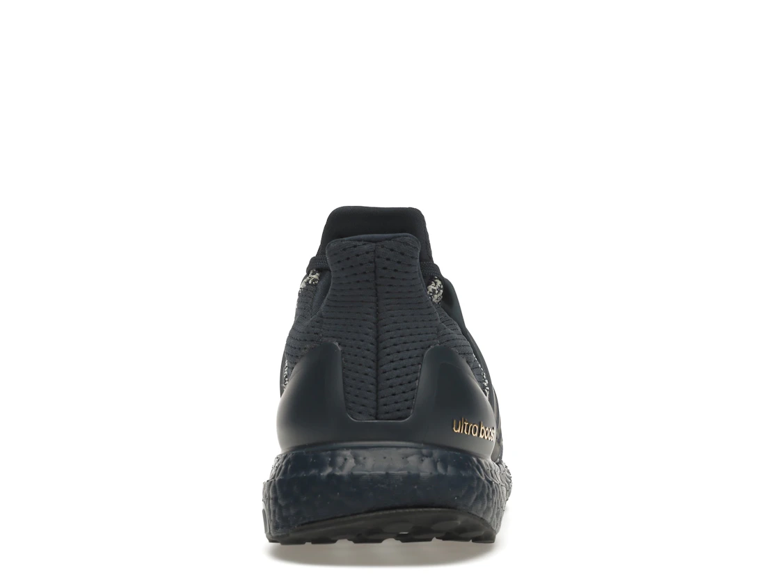 Vue 28 de adidas Ultra Boost 1.0 DNA Crew Navy