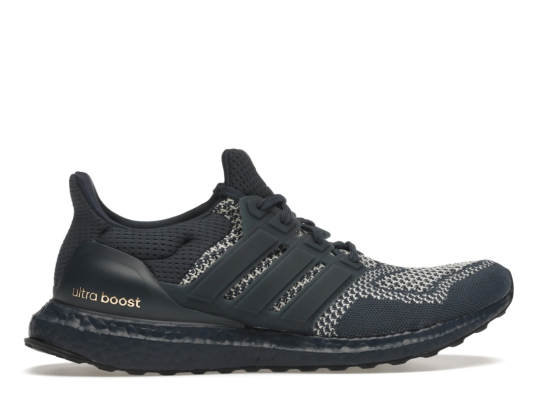 Vue 36 de adidas Ultra Boost 1.0 DNA Crew Navy