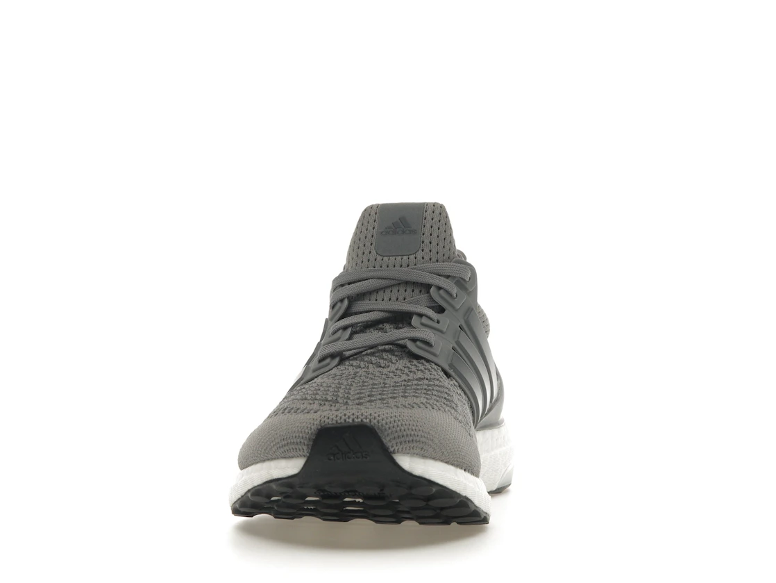 Vue 11 de adidas Ultra Boost 1.0 DNA Grey