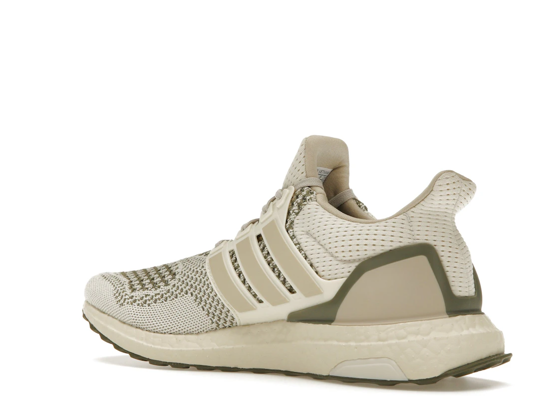 Vue 23 de adidas Ultra Boost 1.0 Aluminum Wonder Beige