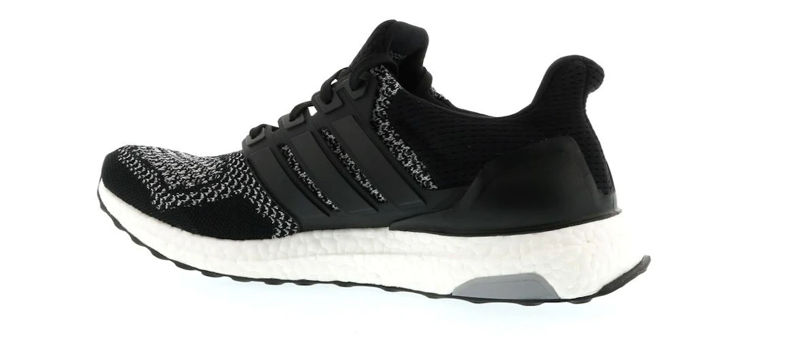Vue 15 de adidas Ultra Boost 1.0 Black Reflective (2015)