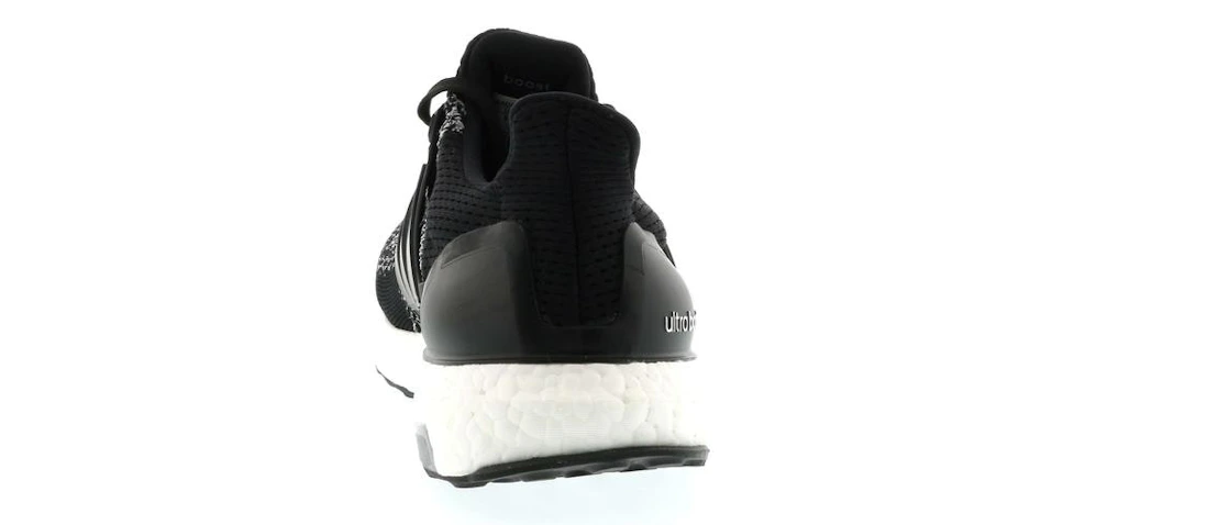 Vue 19 de adidas Ultra Boost 1.0 Black Reflective (2015)