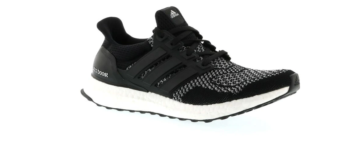 Vue 3 de adidas Ultra Boost 1.0 Black Reflective (2015)