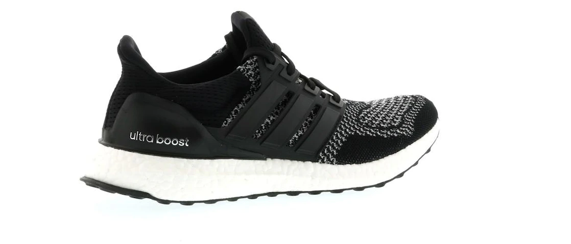 Vue 24 de adidas Ultra Boost 1.0 Black Reflective (2015)