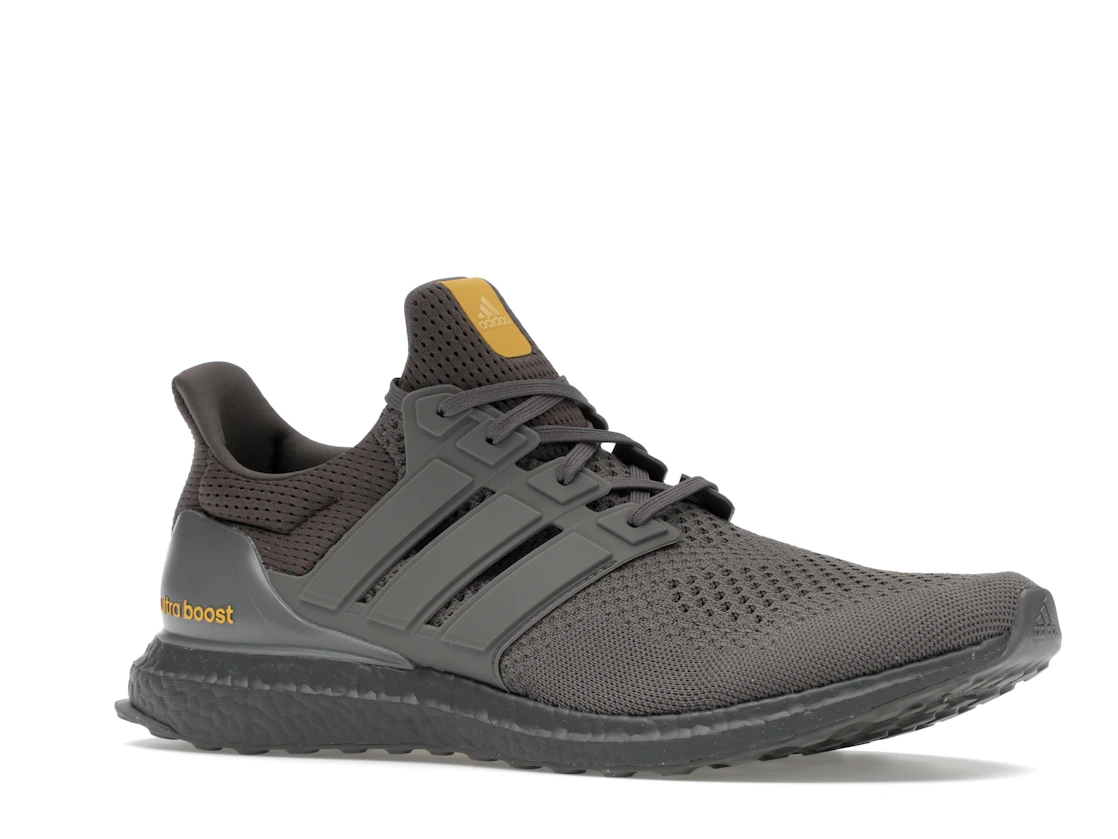 Vue 4 de adidas Ultra Boost 1.0 Charcoal Semi Spark