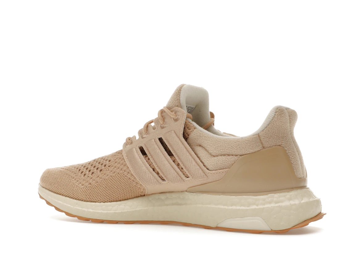 Vue 22 de adidas Ultra Boost 1.0 Magic Beige Off White 