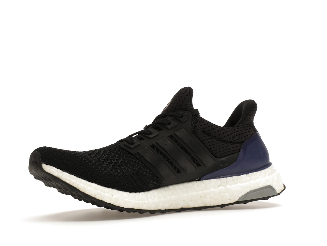 Vue 16 de adidas Ultra Boost 1.0 OG Black Gold Purple
