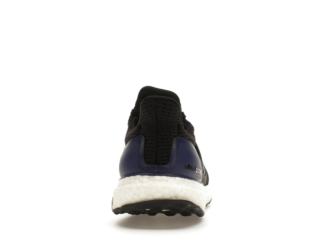 Vue 28 de adidas Ultra Boost 1.0 OG Black Gold Purple