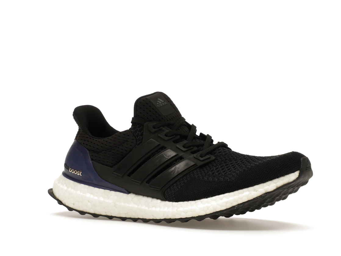 Vue 4 de adidas Ultra Boost 1.0 OG Black Gold Purple