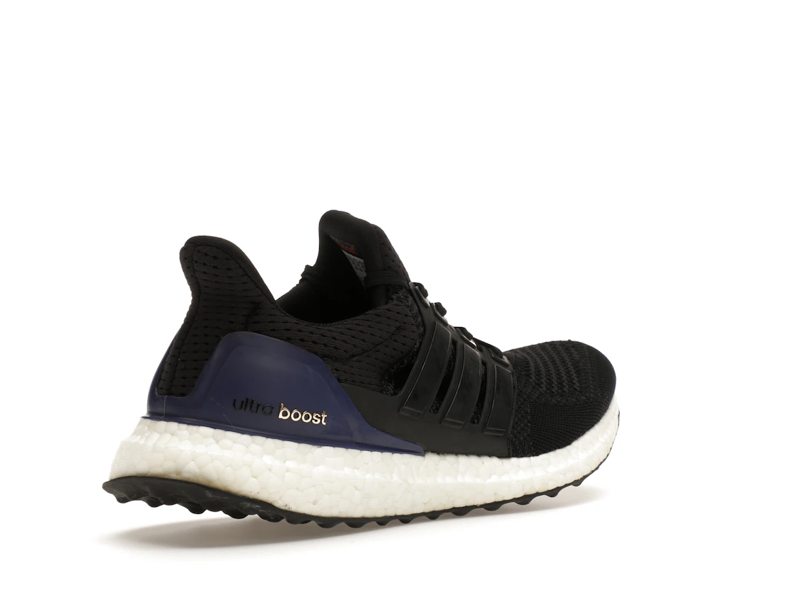 Vue 32 de adidas Ultra Boost 1.0 OG Black Gold Purple