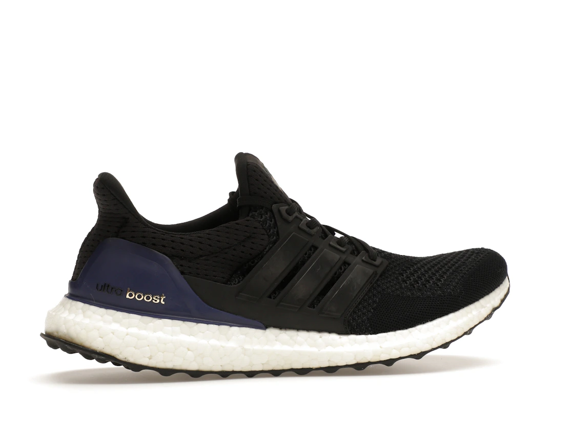 Vue 35 de adidas Ultra Boost 1.0 OG Black Gold Purple