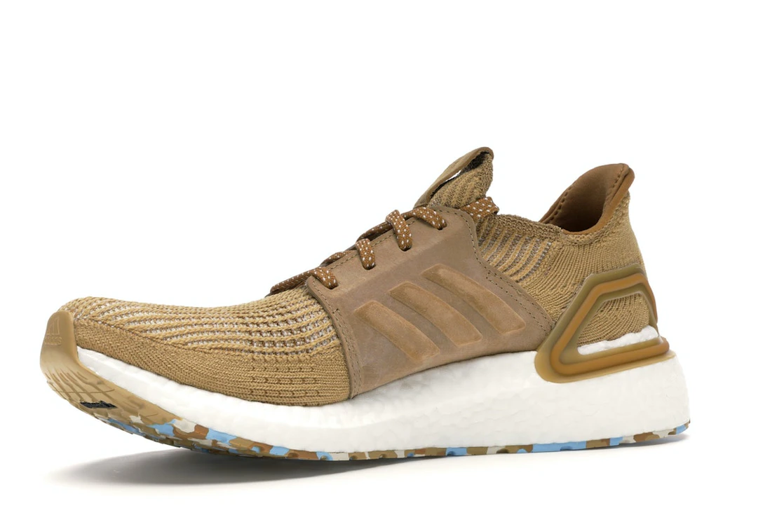 Vue 16 de adidas Ultra Boost 19 Universal Works Sand