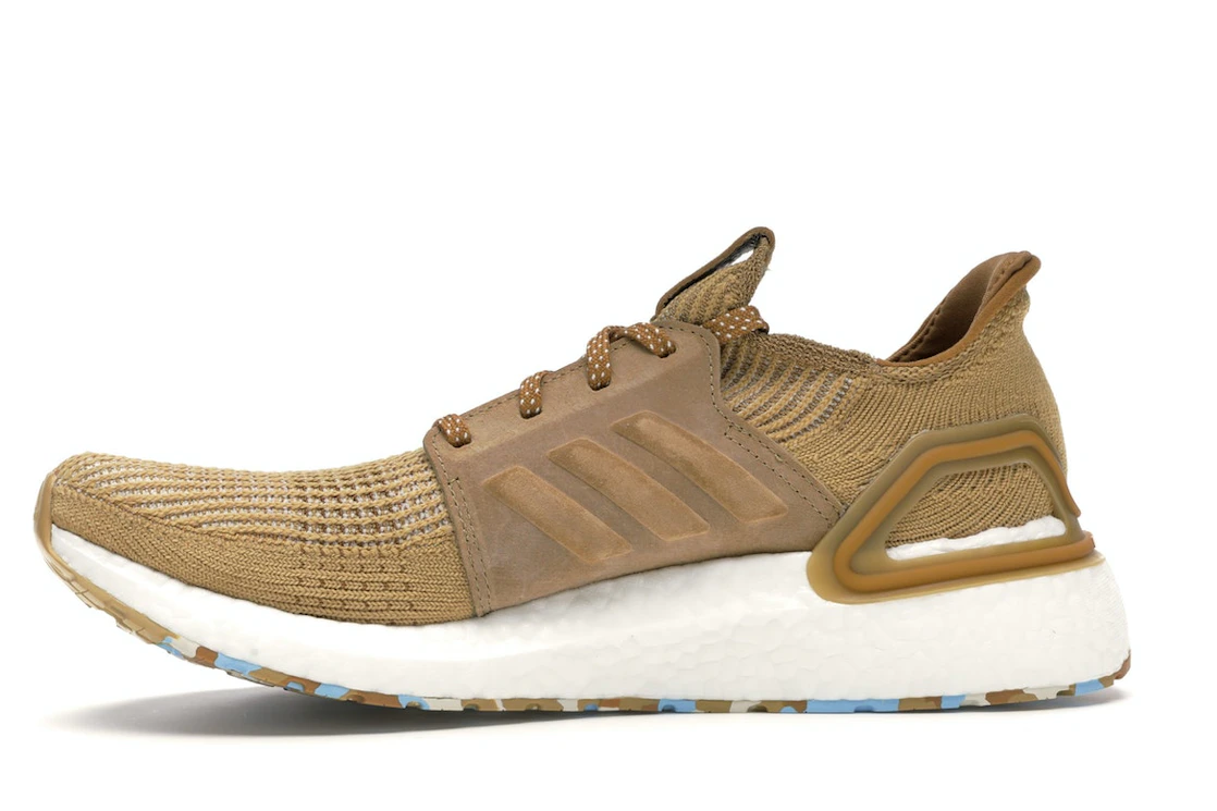 Vue 18 de adidas Ultra Boost 19 Universal Works Sand