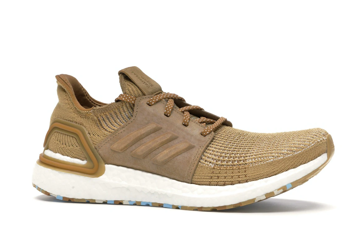 Vue 3 de adidas Ultra Boost 19 Universal Works Sand