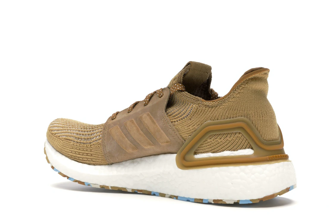 Vue 23 de adidas Ultra Boost 19 Universal Works Sand